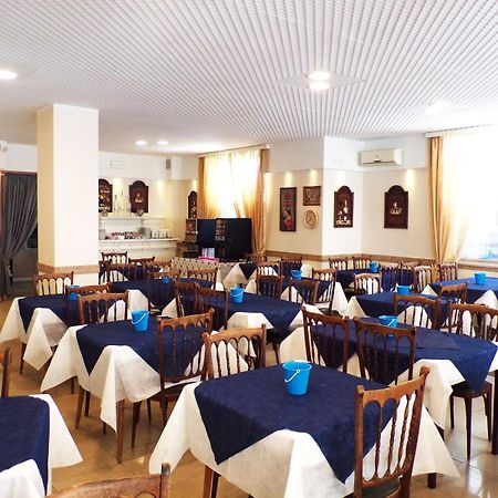 Hotel Graziella Mare Rimini Dış mekan fotoğraf