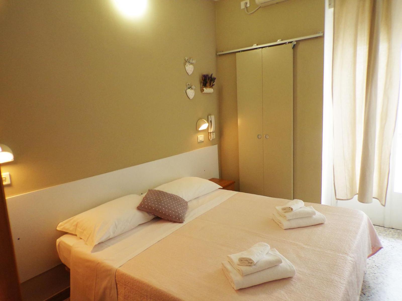 Hotel Graziella Mare Rimini Dış mekan fotoğraf